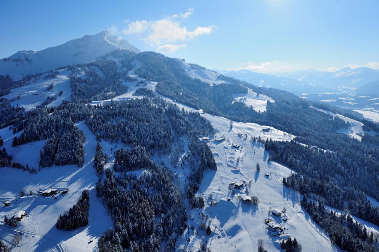Hotel Crystal - Kitzhorn Suites St. Johann in Tirol Exterior foto