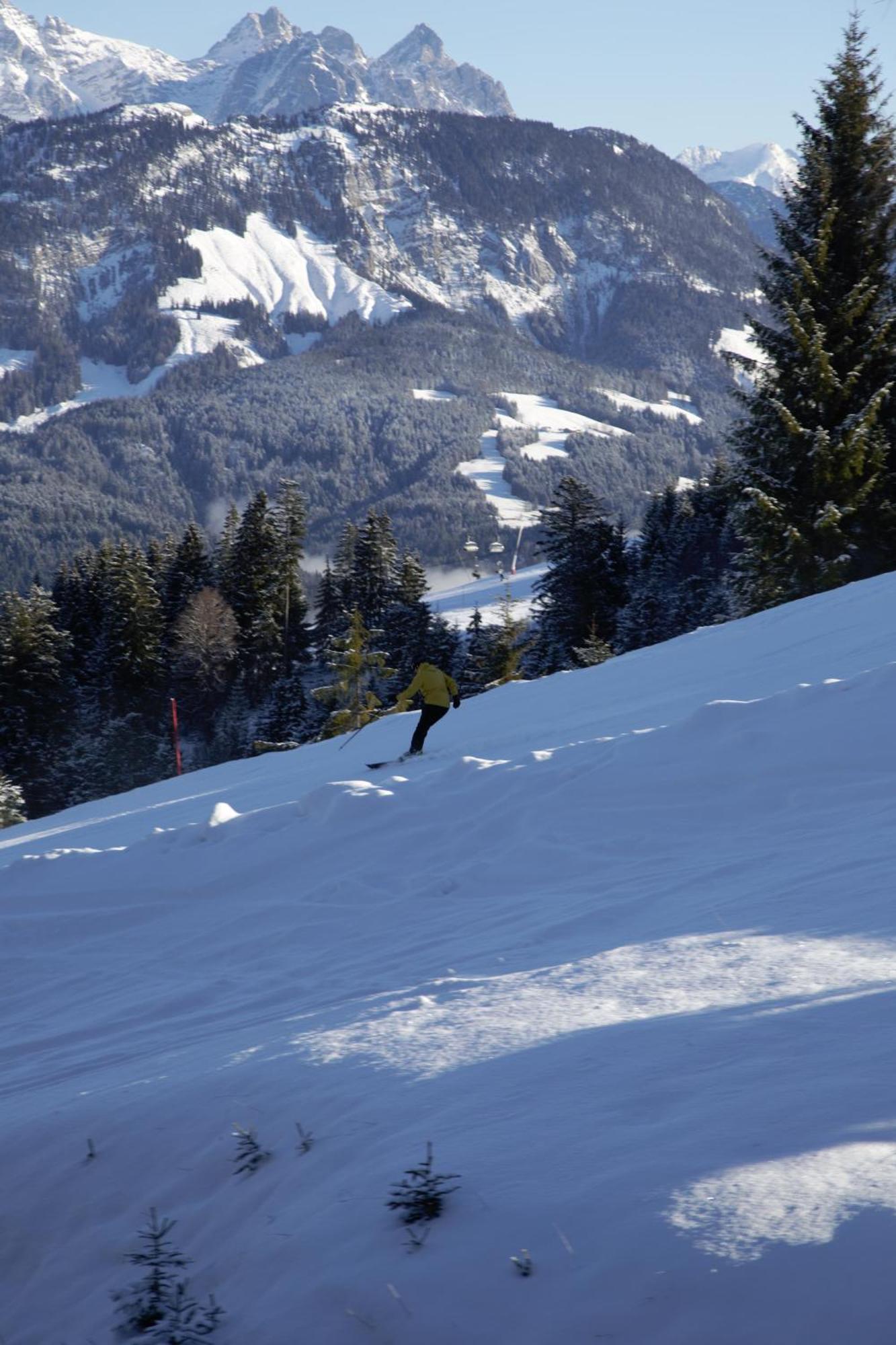 Hotel Crystal - Kitzhorn Suites St. Johann in Tirol Exterior foto